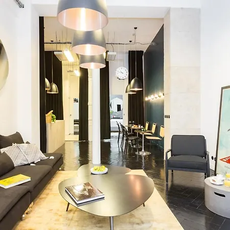 Loft Greneta Apartment
